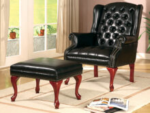 Roberts accent chair