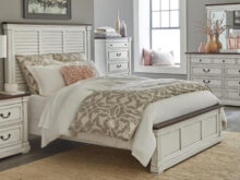Hillcrest bedroom set
