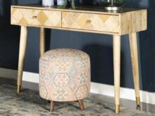 Quinn hallway table
