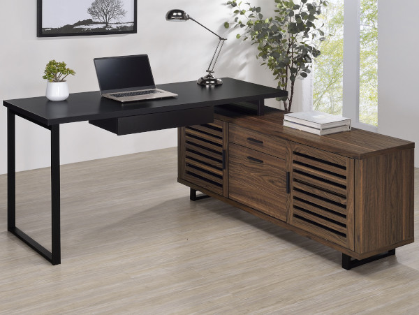 Maddox office set