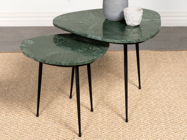 Tobias nesting tables
