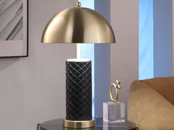 Ferris table lamp