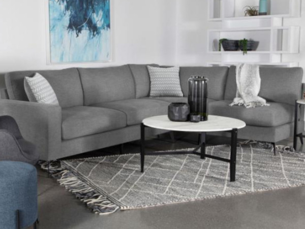 Clint sectional
