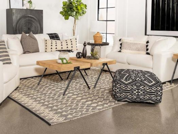 Ashlyn sofa set
