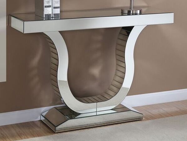 Avenue hallway table