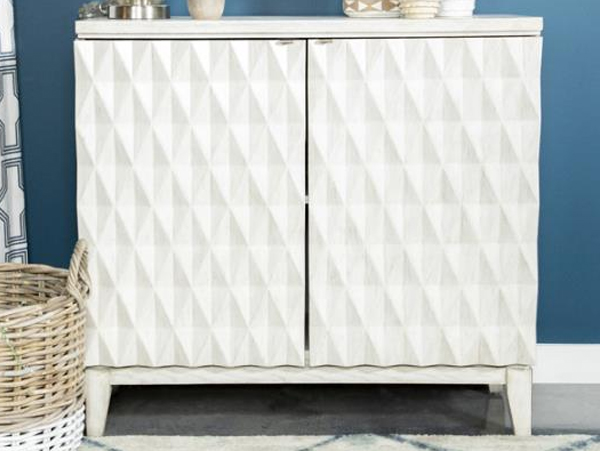 Scale bombe chest