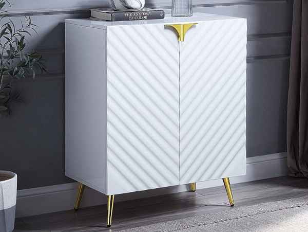 Gaines white bombe chest