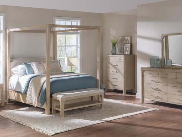 Solano platform canopy bedroom set